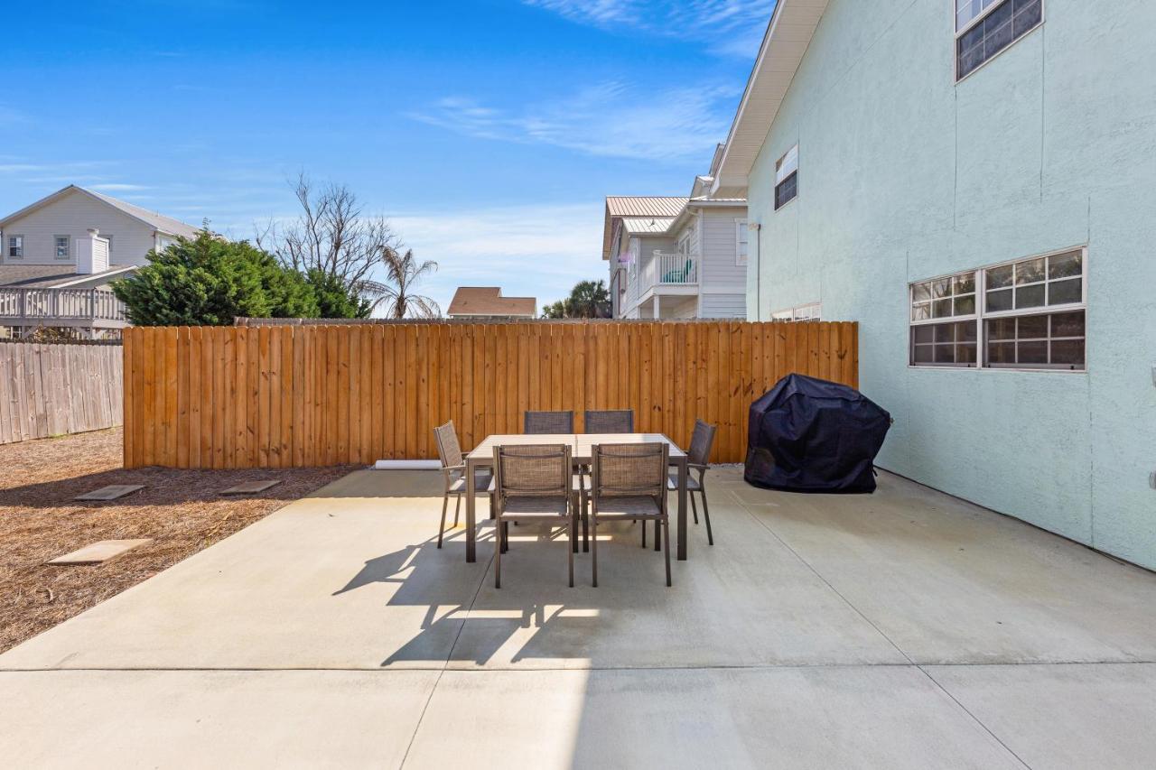 Welcome To Dolphin Fun B, Brand New Duplex Walk To The Panama City Beach