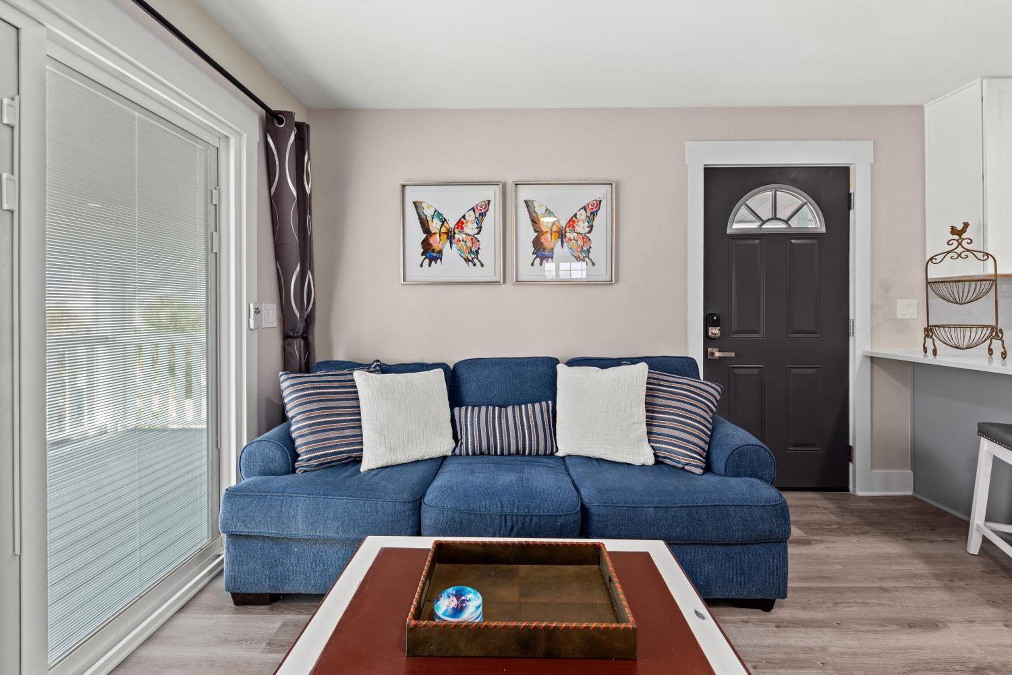 Welcome To Dolphin Fun B, Brand New Duplex Walk To The * Panama City Beach